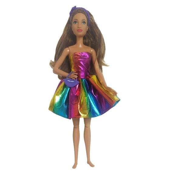 Mattel Kitty Condo Barbie Doll Redressed 2020 HHB70 Brunette Green Eyes - Picture 1 of 6